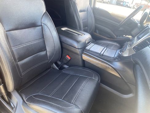 Used 2018 GMC Yukon Denali w/ Open Road Package image 11