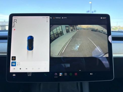 Used 2021 Tesla Model Y Long Range AWD/4WD image 28