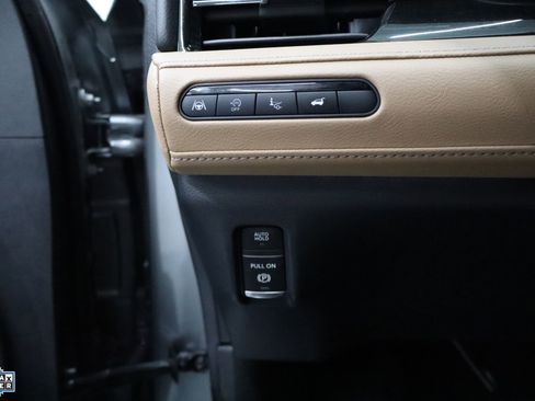 Used 2025 INFINITI QX80 Sensory image 15