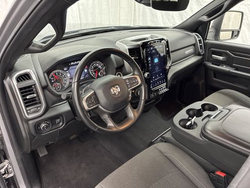Used 2024 RAM 2500 Big Horn w/ Night Edition AWD/4WD image 14
