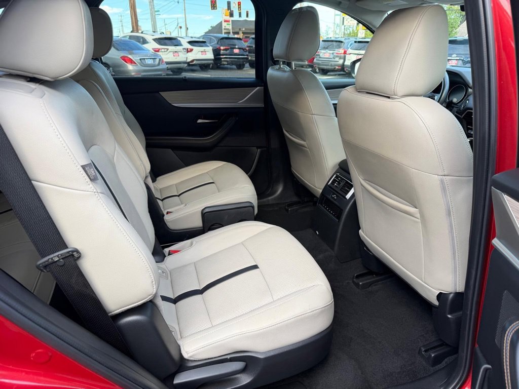 Used 2024 MAZDA CX-90 3.3 Turbo w/ Preferred Plus AWD/4WD image 29