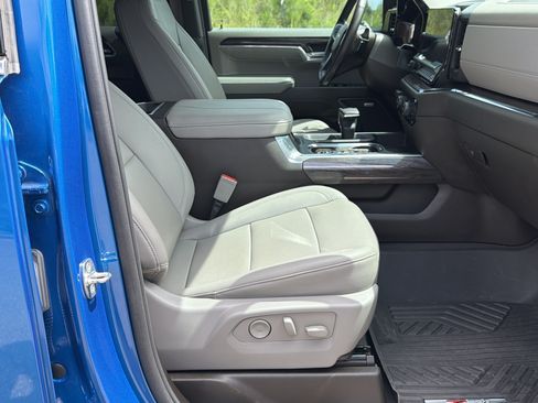 Used 2023 Chevrolet Silverado 1500 LTZ AWD/4WD image 13