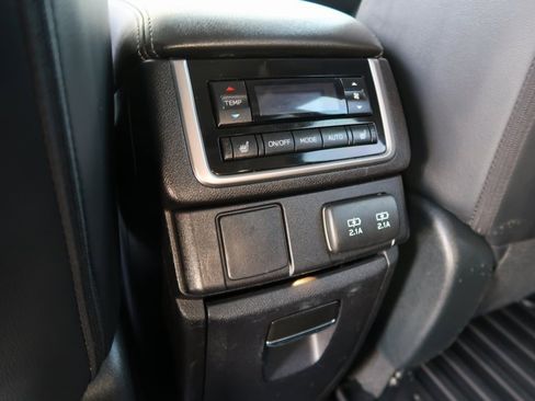 Used 2019 Subaru Ascent Limited w/ Popular Package #3 image 31