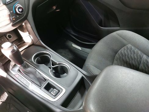 Used 2019 Chevrolet Equinox LT image 26