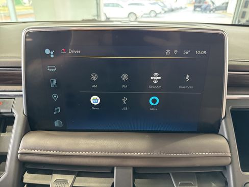 Used 2023 Chevrolet Tahoe Z71 w/ Luxury Package image 29