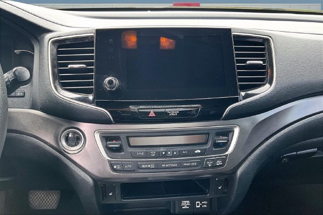 Used 2022 Honda Pilot Sport image 9