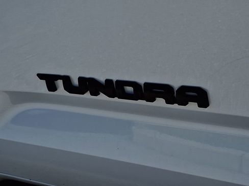 Certified 2025 Toyota Tundra Limited AWD/4WD image 31