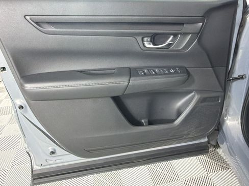 Used 2023 Honda CR-V EX image 13
