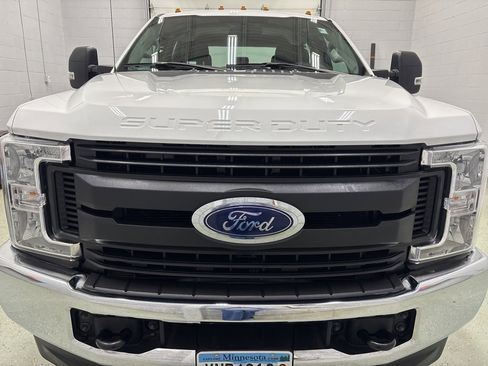 Used 2019 Ford F350 XL w/ Power Equipment Group image 8