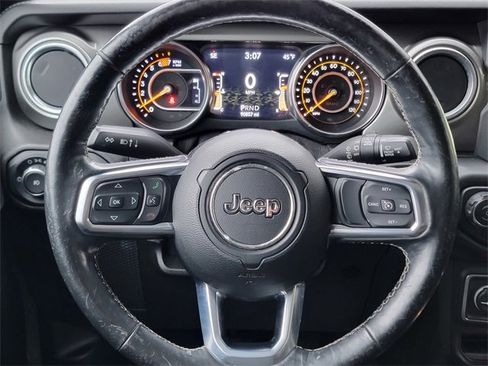 Certified 2019 Jeep Wrangler Unlimited Sahara image 32