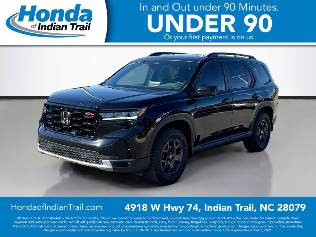 Used 2025 Honda Pilot TrailSport image 3