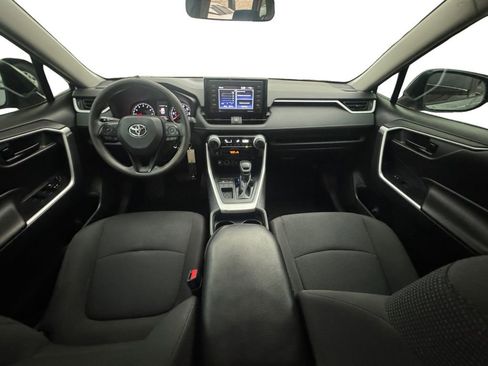 Used 2020 Toyota RAV4 LE image 11