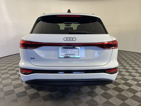 Certified 2025 Audi Q6 e-tron Premium w/ Convenience Package image 6