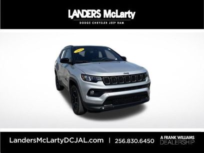 Used 2024 Jeep Compass Latitude w/ Sun and Sound Group