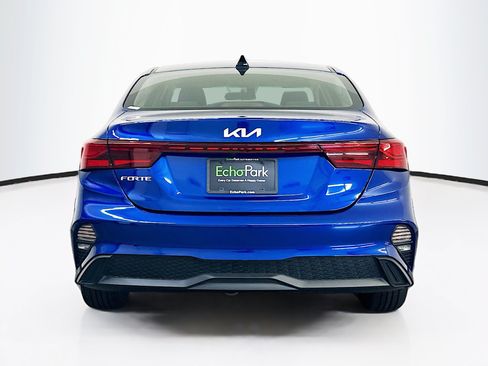Used 2024 Kia Forte LXS FWD image 7