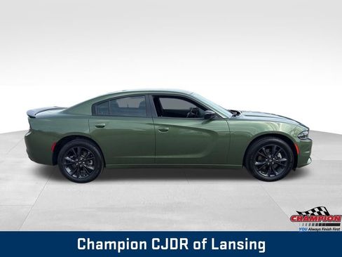 Used 2023 Dodge Charger SXT w/ Blacktop Package AWD/4WD image 9