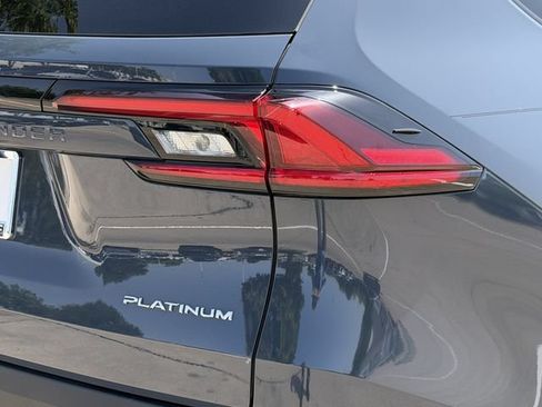 Used 2025 Toyota Grand Highlander AWD Hybrid image 7