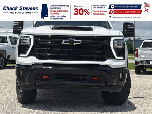 Used 2025 Chevrolet Silverado 3500 LTZ w/ Trail Boss Package AWD/4WD image 4