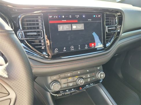 Certified 2026 Dodge Durango GT w/ Blacktop Package image 26