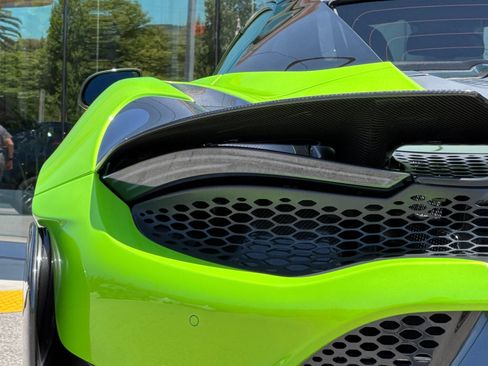 Used 2022 McLaren 765LT RWD image 40