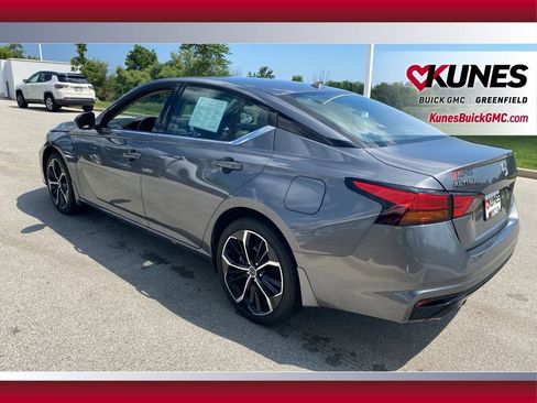 Used 2024 Nissan Altima 2.5 SR image 7