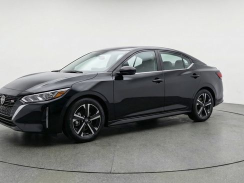 Used 2025 Nissan Sentra SV FWD image 3