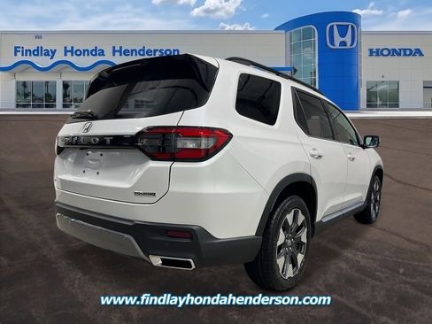 Used 2026 Honda Pilot Touring image 5