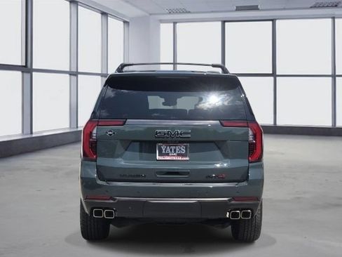 New 2026 GMC Yukon AT4 Ultimate AWD/4WD image 4