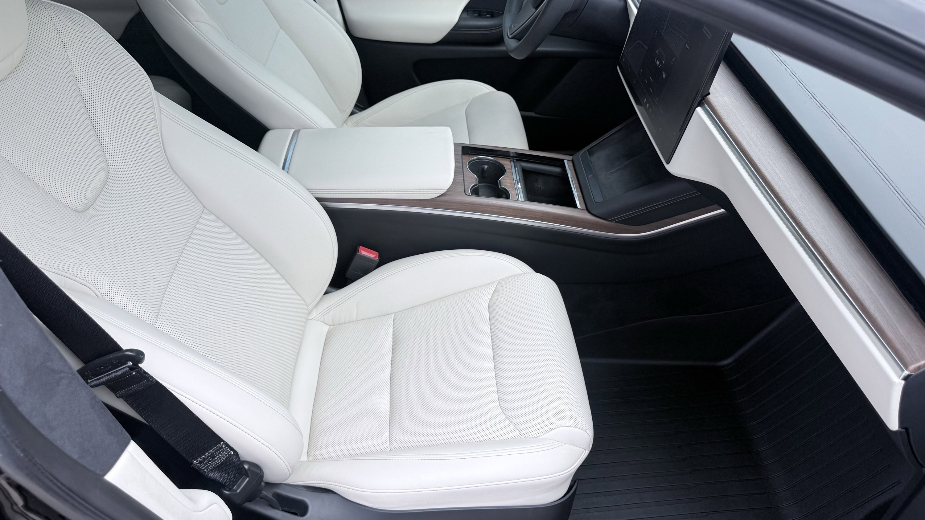 Used 2023 Tesla Model X AWD/4WD image 59