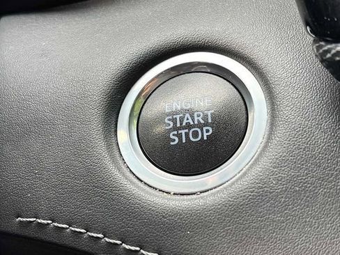 Used 2021 Toyota Highlander XSE image 32