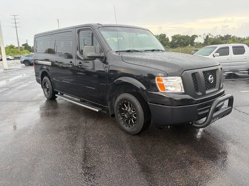 Used 2021 Nissan NV 3500 S RWD image 1