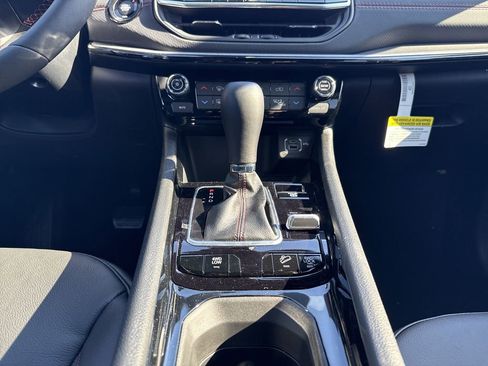 New 2026 Jeep Compass Trailhawk w/ Sun, Sound & Navigation Group image 30