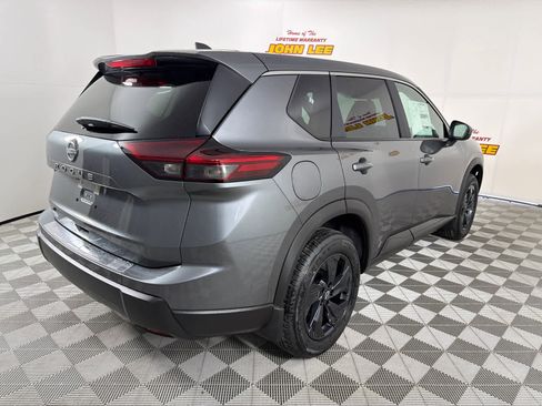 New 2026 Nissan Rogue SV image 7