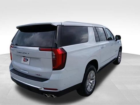 Certified 2026 GMC Yukon XL Denali w/ Sun & Power Step Package AWD/4WD image 5