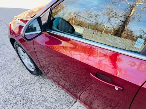 Used 2016 Chevrolet Cruze LT image 10