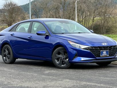 Used 2023 Hyundai Elantra SEL