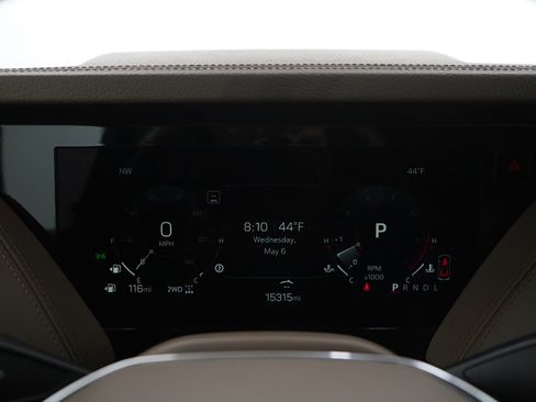 Used 2025 GMC Yukon Denali w/ Sun & Power Step Package AWD/4WD image 29
