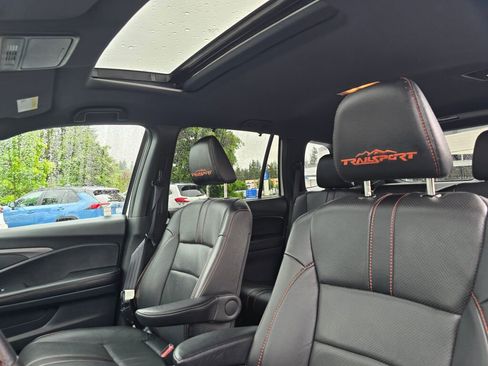 Used 2023 Honda Passport TrailSport image 4