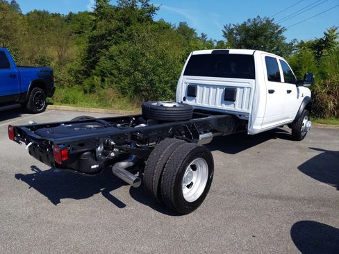 New 2026 RAM 5500 Tradesman w/ Chrome Appearance Group image 5