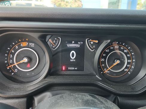 Used 2024 Jeep Wrangler Unlimited Sport AWD/4WD image 5