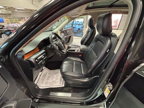Used 2020 Lincoln Aviator Reserve w/ Equipment Group 201A image 60