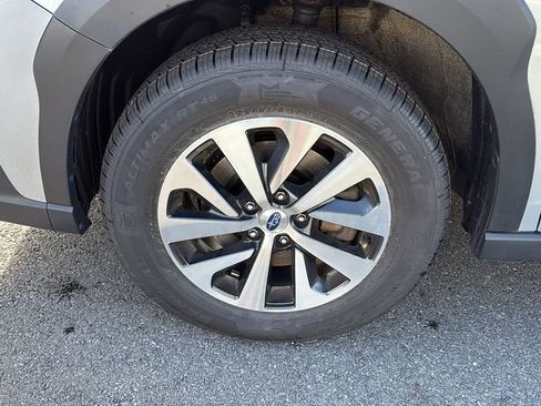 Certified 2023 Subaru Outback Premium image 10