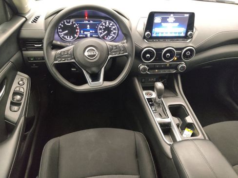 Used 2024 Nissan Sentra SV FWD image 22
