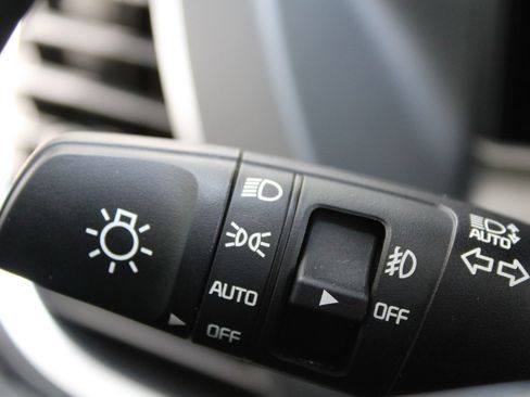 New 2026 Kia Seltos EX FWD image 23