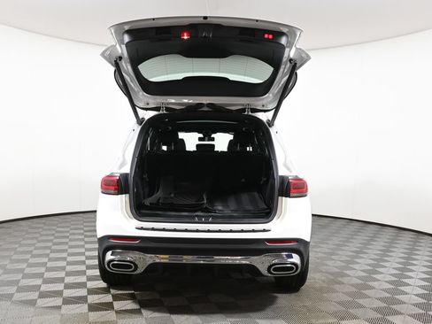 Certified 2022 Mercedes-Benz GLB 250 4MATIC image 37