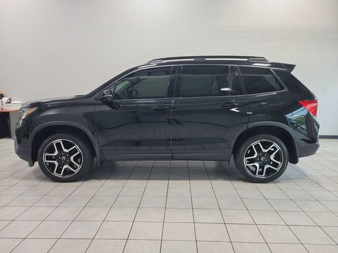 Used 2023 Honda Passport Elite image 8