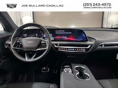 New 2026 Cadillac Lyriq V w/ LPO, Floor Liner Package image 30