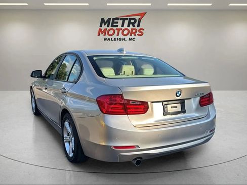 Used 2014 BMW 320i Sedan image 6