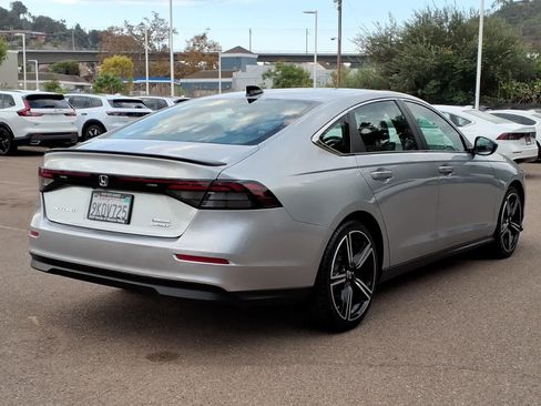 Used 2024 Honda Accord Sport image 4