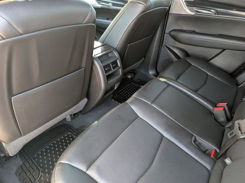 Certified 2022 Cadillac XT5 Premium Luxury w/ Technology Package image 21